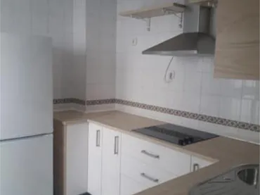 Piso en Ronda de Capuchinos - Foto 4