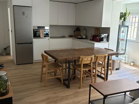 Piso en avenida del Marqués de Corbera, 8