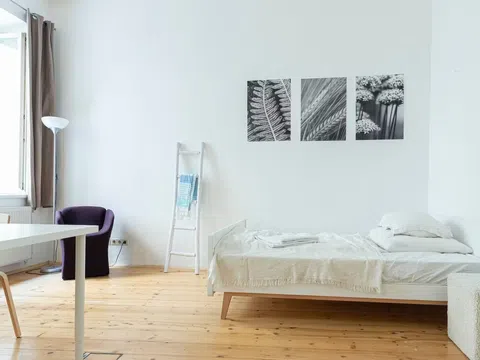 Piso en calle Alcazabilla, 14