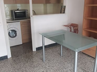 Apartamento en  Carrer del Monestir de Poblet 8 - Foto 2