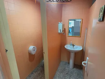 Local comercial en Sabadell - Foto 12