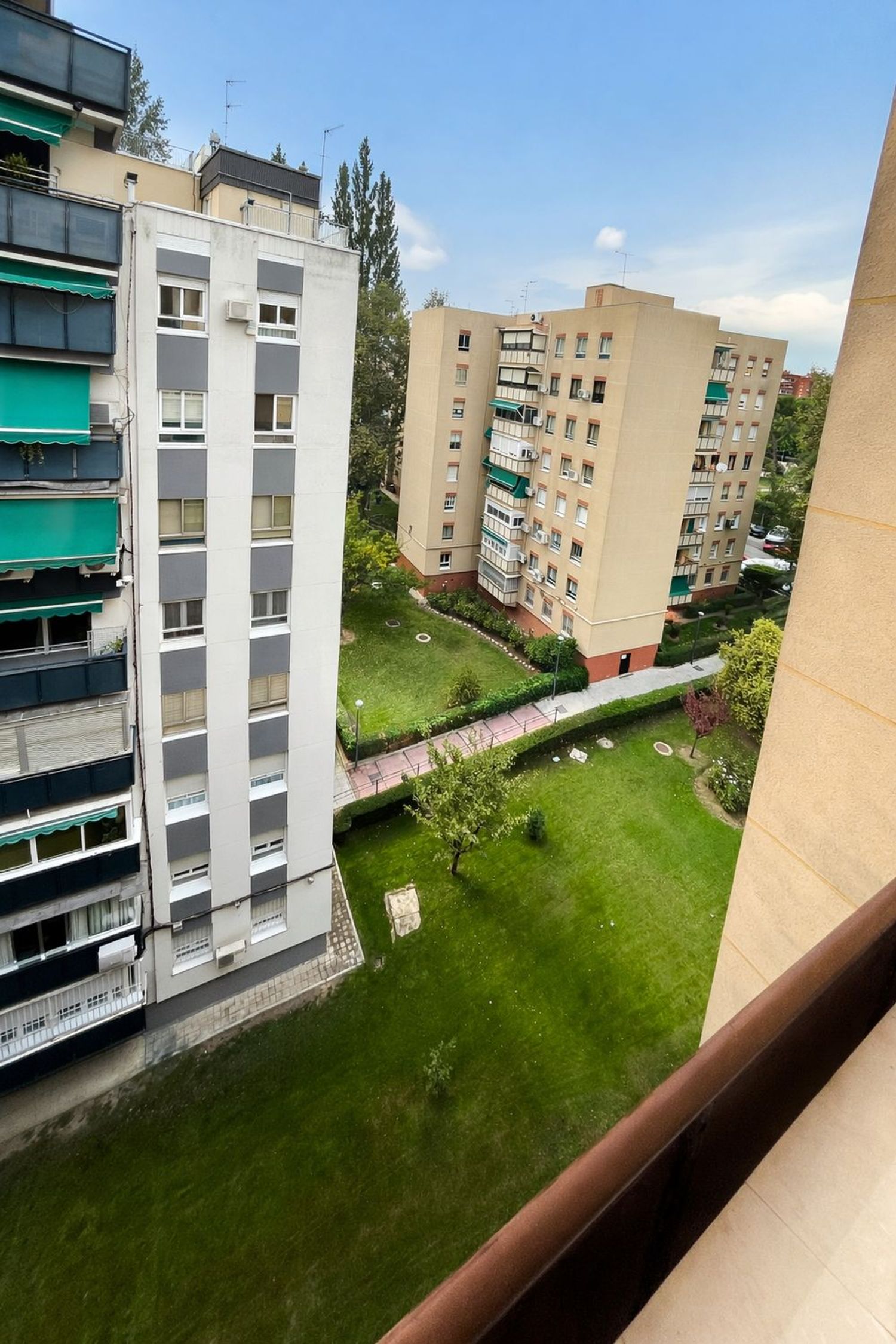 Piso en avenida Carlos V, 34 - Foto 2