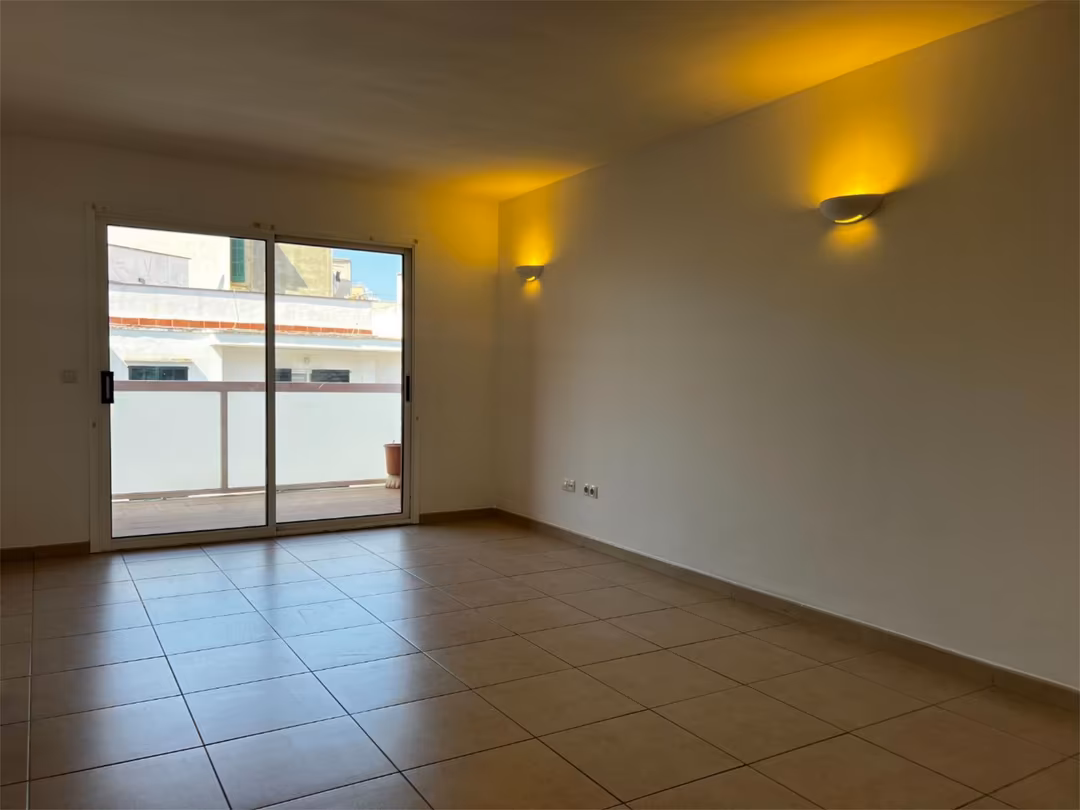 Piso en  Carrer de l'Illa de Corfú 1 - Foto 2