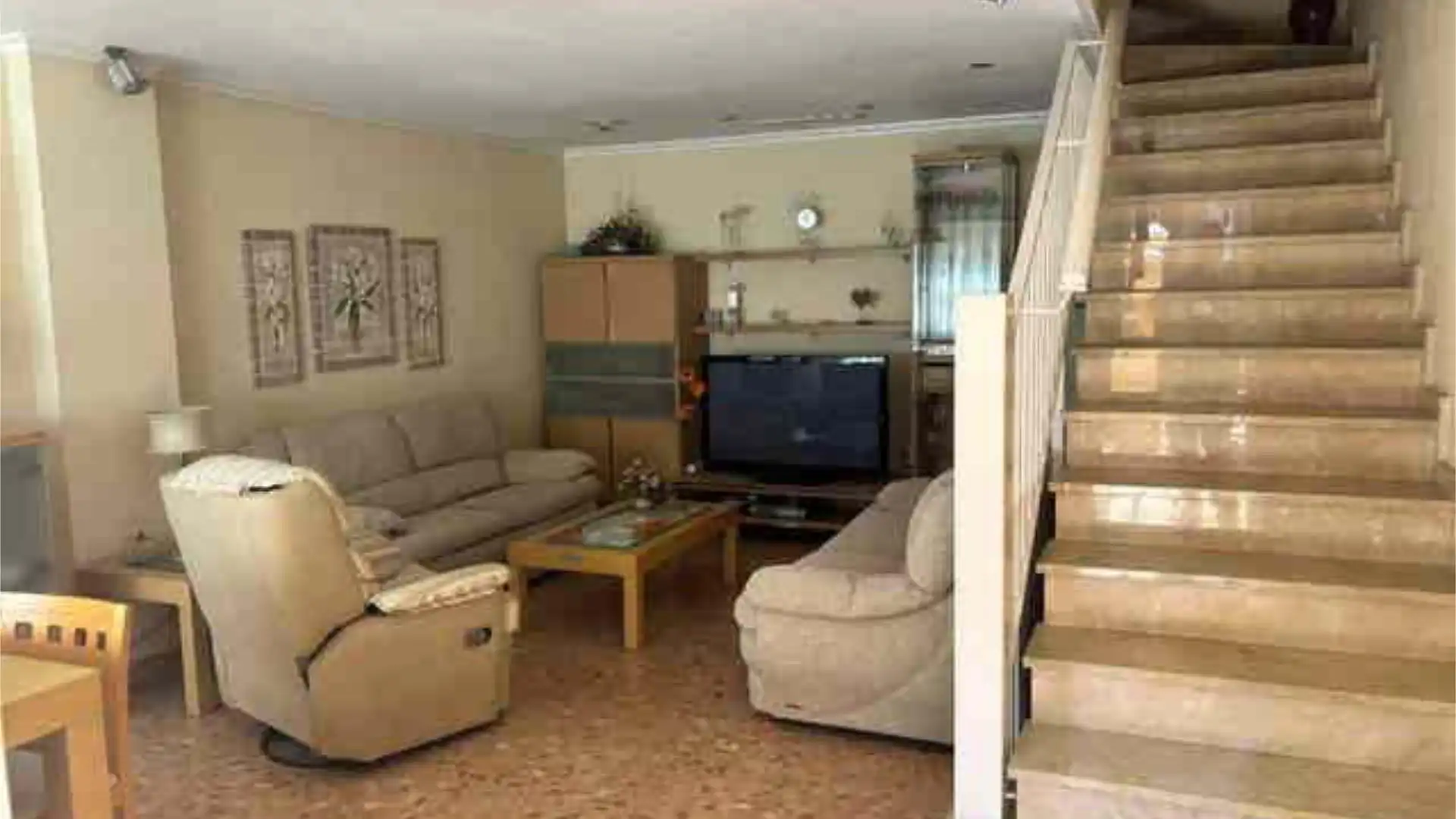 Casa adosada en Altabix - Foto 2