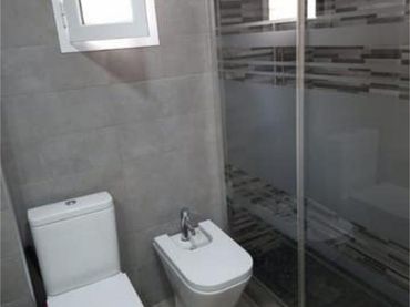 Piso en Barriada del Rocio - Foto 4