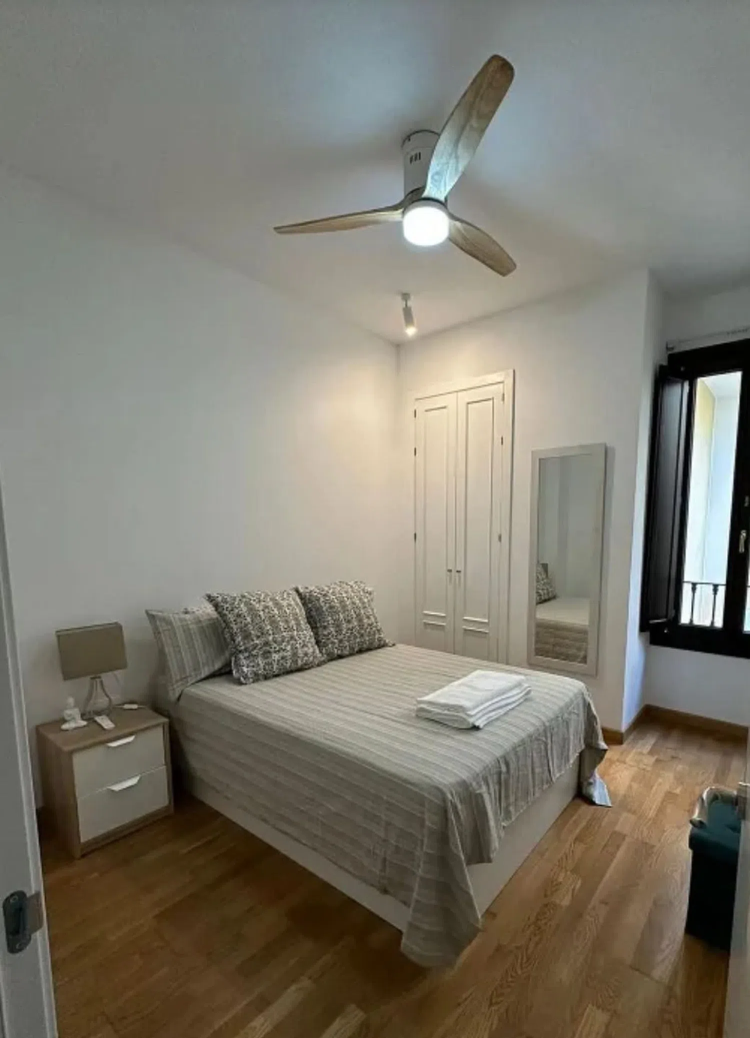 Piso en calle de Monteleón, 10 - Foto 9