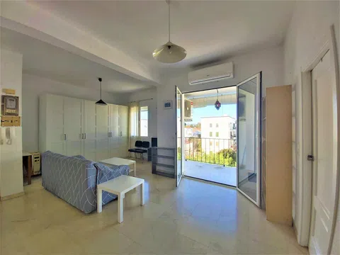 Piso en avenida de la Reina Mercedes, 58