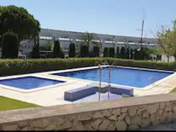 Chalet adosado en Urbanizacion Mas Camarena, 16