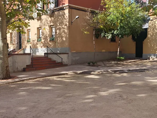 Piso en calle del General Ricardos, 101