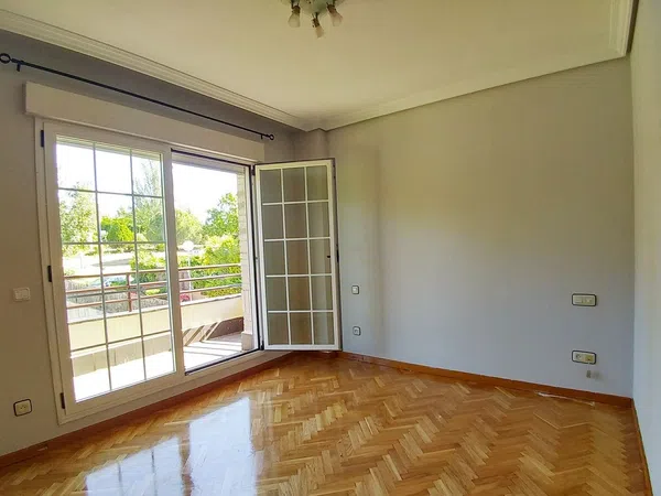 Chalet adosado en Urb. urbanizacion parque rozas Barrio El Pinar- Punta Galea - Foto 15