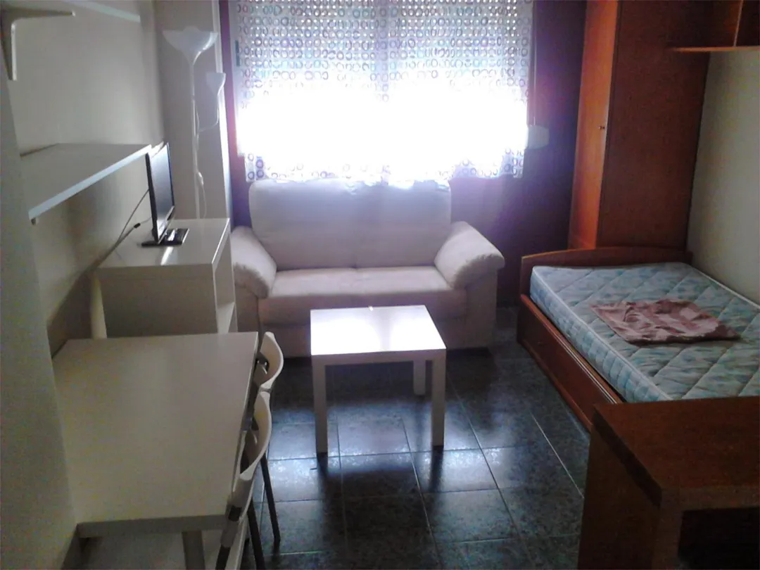 Estudio en  Avenida de Madrid - Foto 3