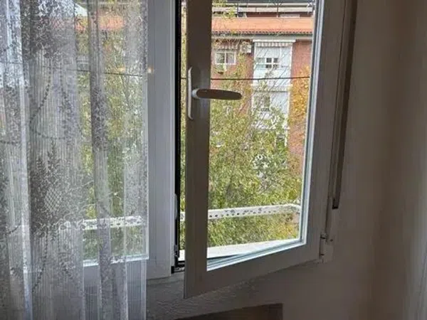 Piso en avenida de la Constitución, 182 - Foto 9