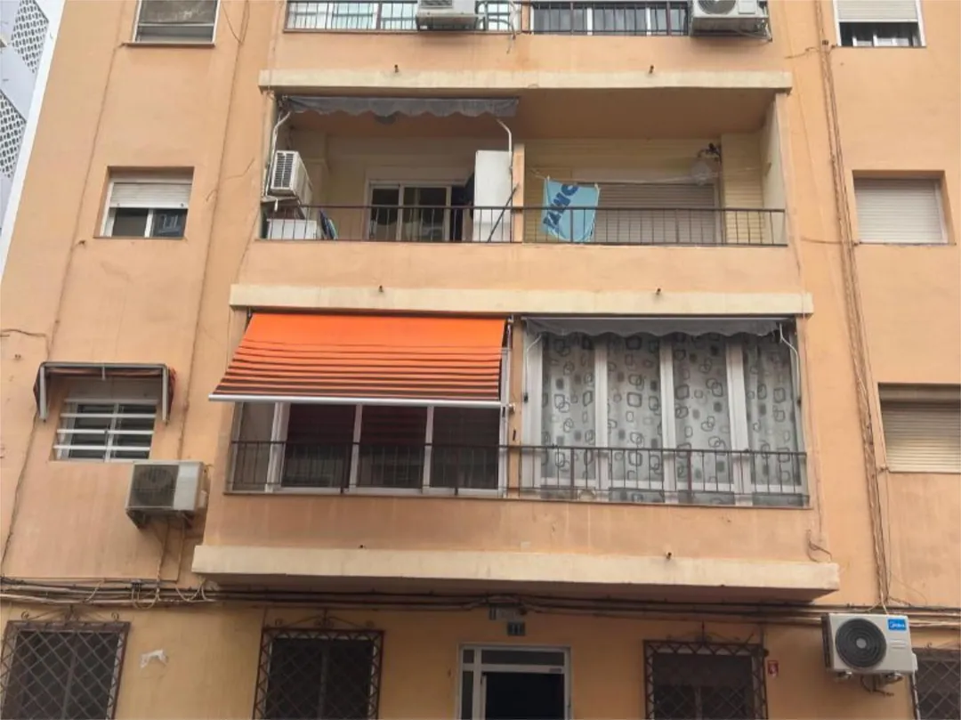 Piso en  Avinguda de Benidorm 11 - Foto 1