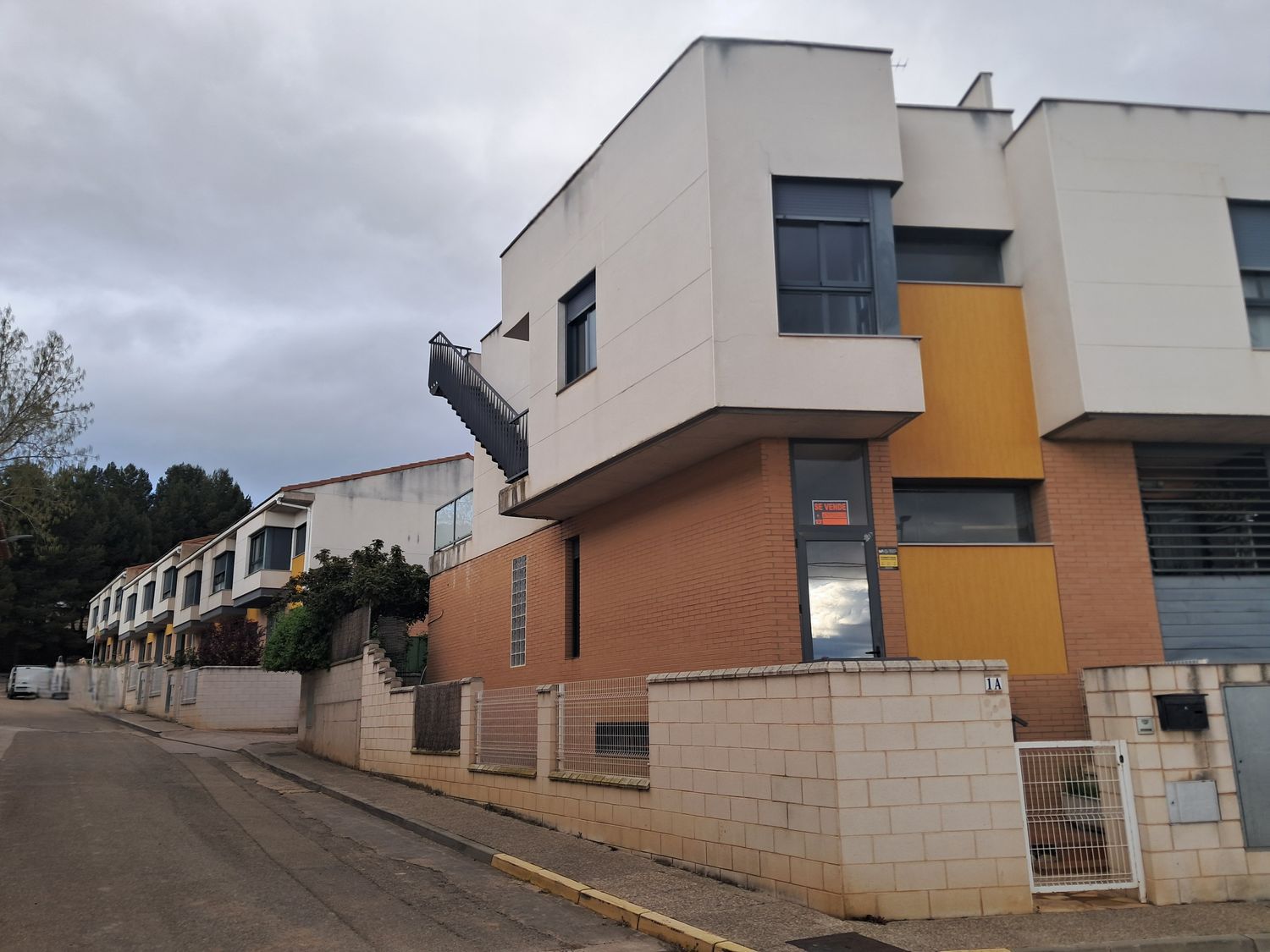 Chalet adosado en Avenida Valencia, 1 a - Foto 2