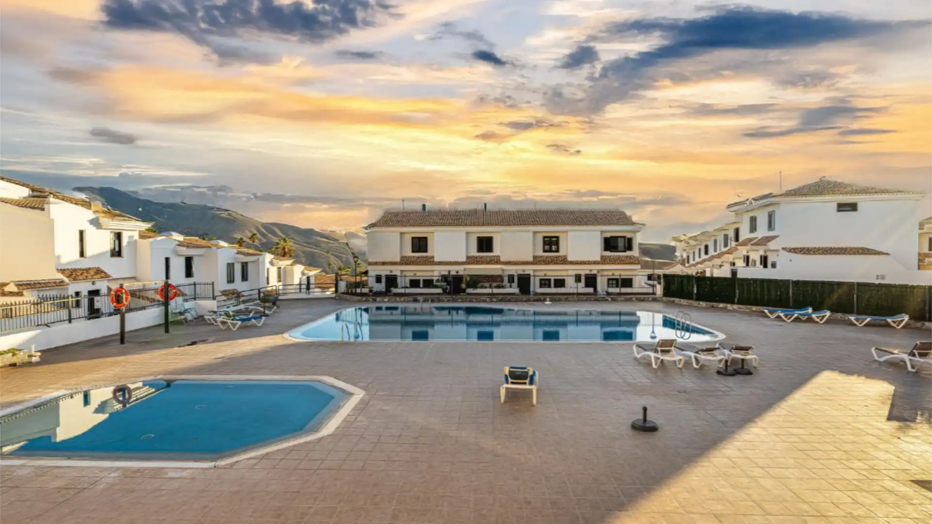 Casa adosada en  Calle Armiche 28 - Foto 19