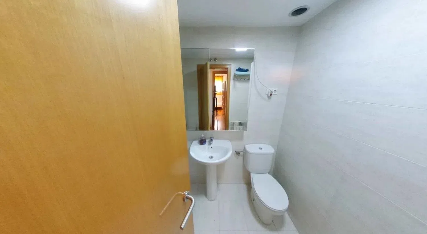 Piso en calle de gomis, 37 - Foto 2