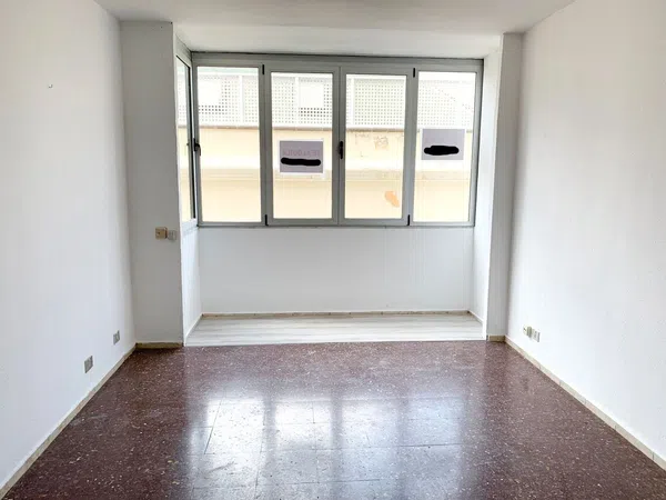 Piso en Calle Escritor Benito Pérez Galdós, 39, Triana - Foto 1