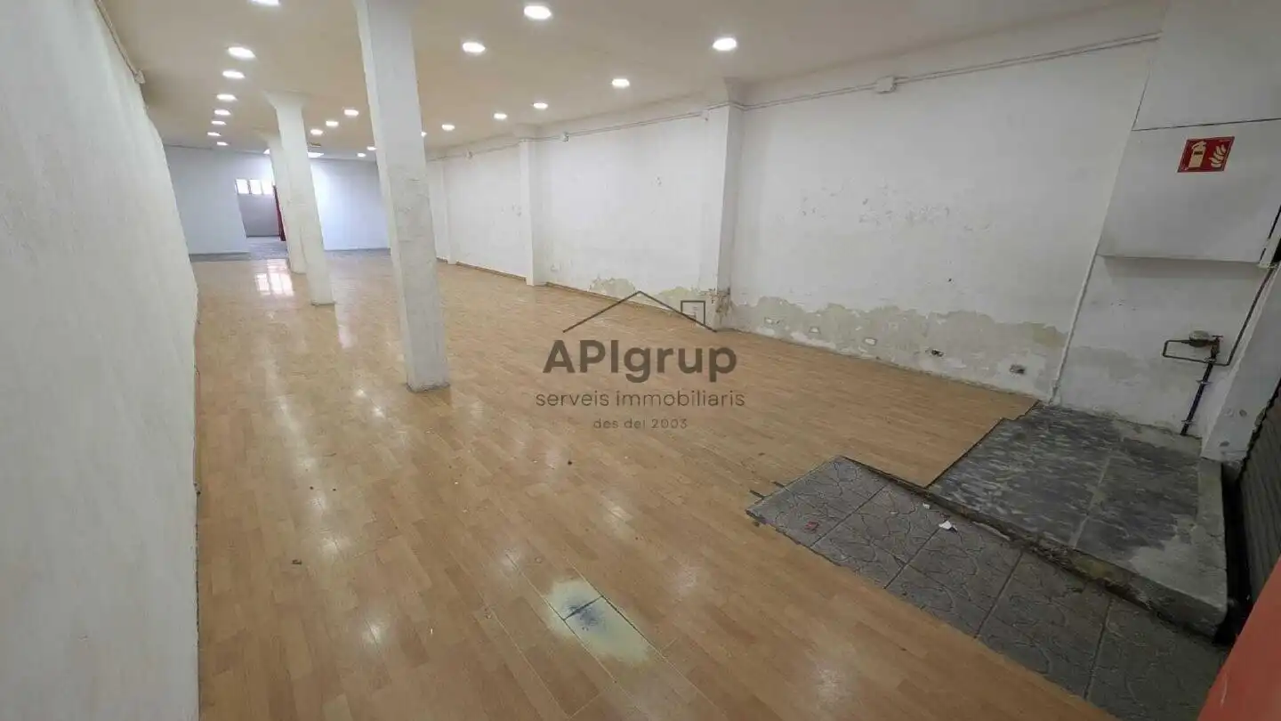 Local comercial en Sabadell - Foto 19