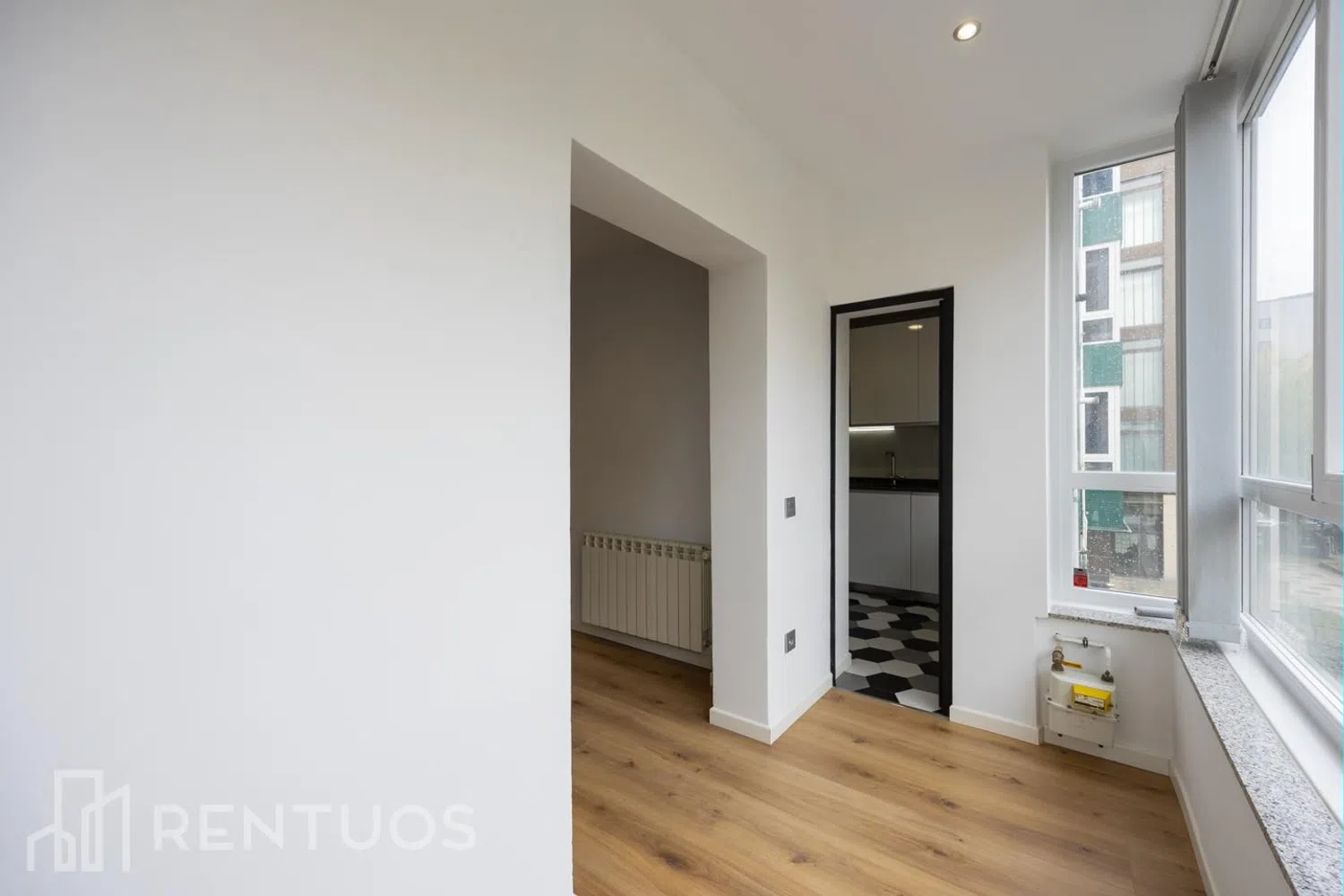 Piso en calle de la del Manojo de Rosas - Foto 9