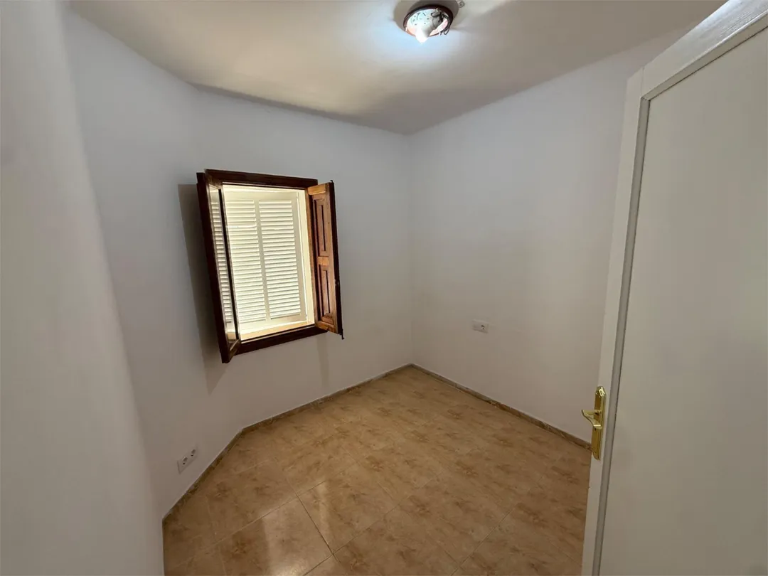 Piso en  Carrer Sant Isidor 13 - Foto 8