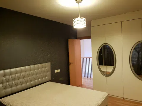 Dúplex en avenida de Pulianas, 4
