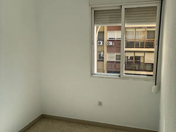 Piso en Barrio Ronda de Triana-Patrocinio-Turruñuelo - Foto 16