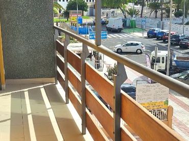 Piso en  Calle del Valle Menéndez 8 - Foto 4