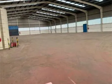 Nave Industrial en Cobo calleja - Foto 2