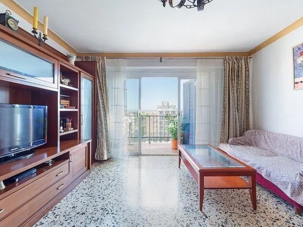 Piso en avenida de Bartomeu Riutort, 23 - Foto 6