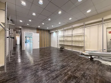 Local comercial en  Passeig dels Almogàvers - Foto 11