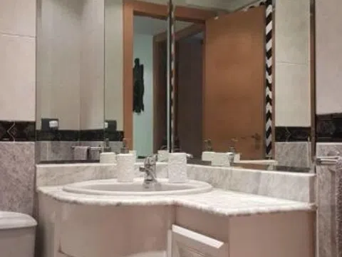 Piso en calle de la Democràcia, 43