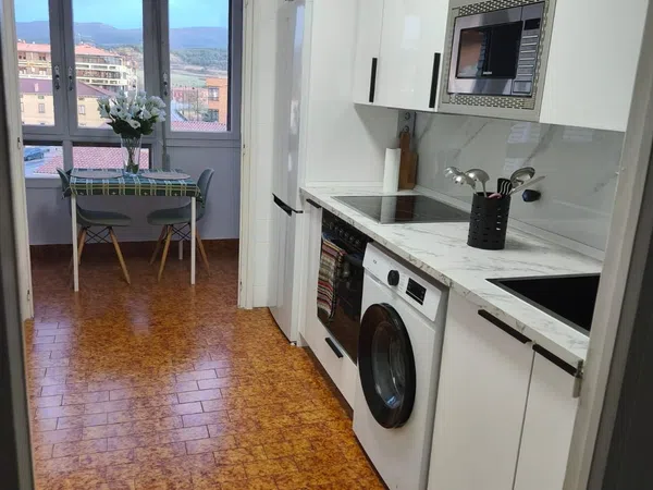 Piso en Medina de Pomar - Foto 4