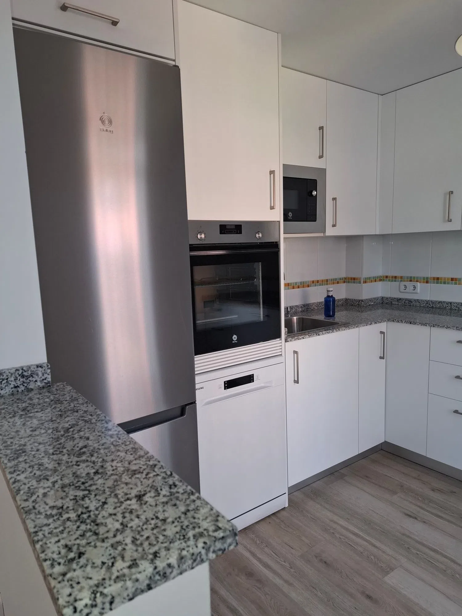 Chalet pareado en Barrio Ciudad Jardín - Foto 1