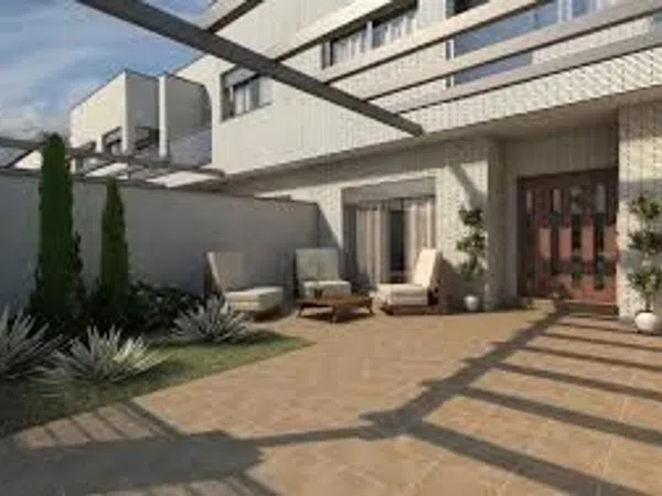 Chalet adosado en calle los Milanos, 45