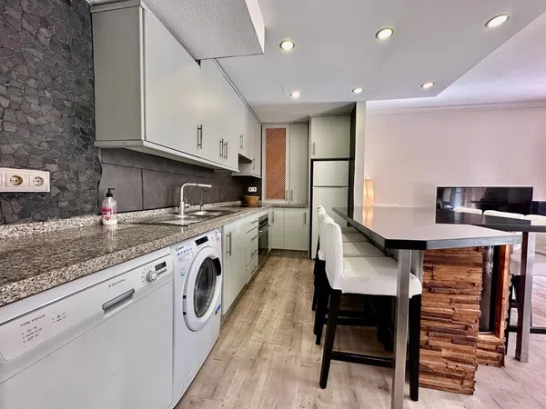 Chalet adosado en Arroyo de la Miel - Foto 4