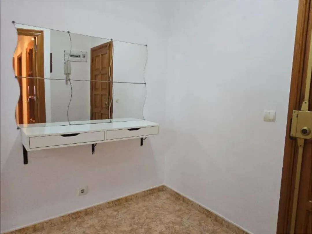 Piso en  Avenida de la Feria 8 - Foto 9