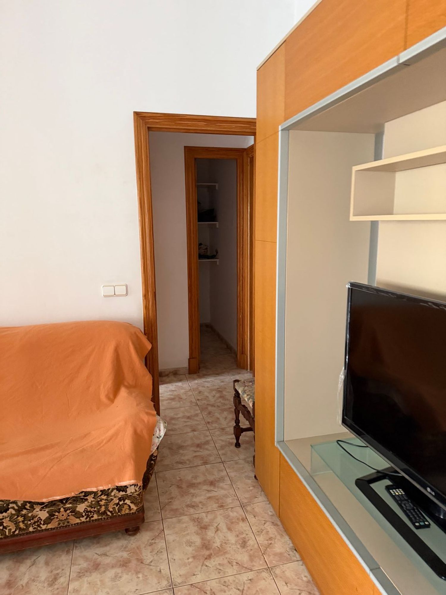 Piso en calle de la Reina Maria Cristina, 24 - Foto 5