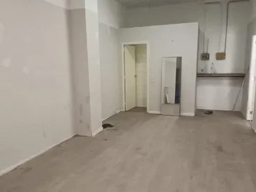 Local comercial en Sabadell - Foto 4