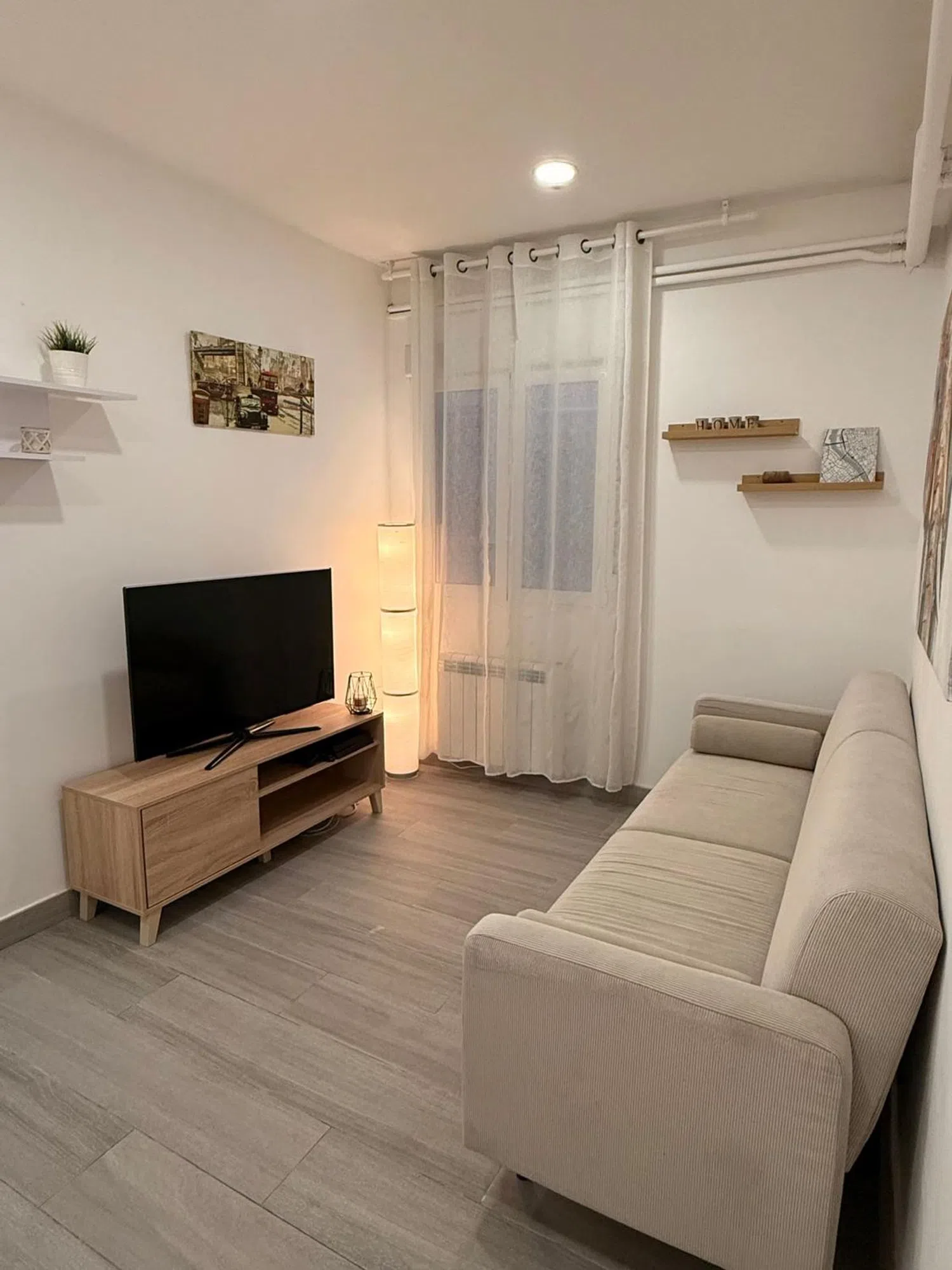 Piso en calle de Romero Robledo, 26 - Foto 1