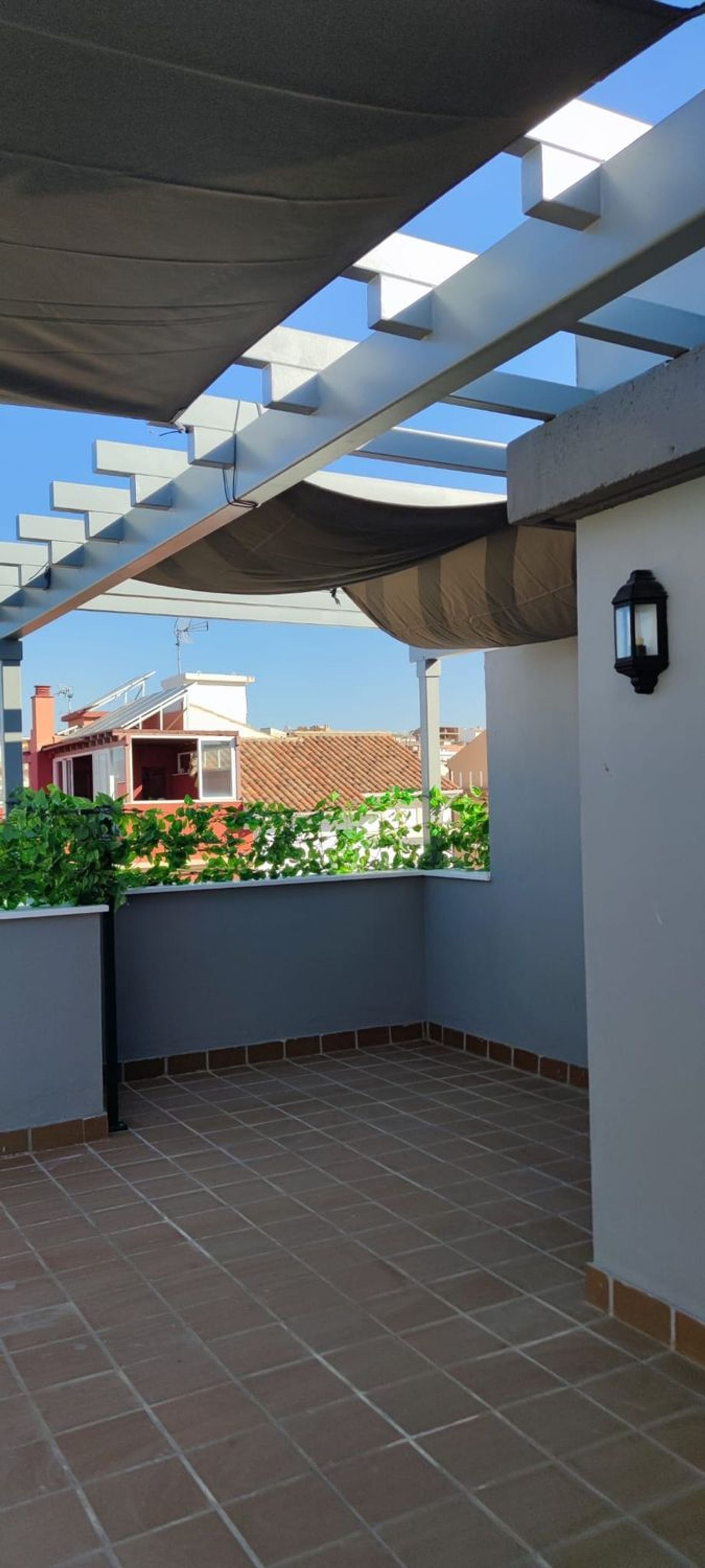 Chalet adosado en Calle Pintor Antonio Valdes, 28, Camino Algarrobo - Las Arenas - Foto 3