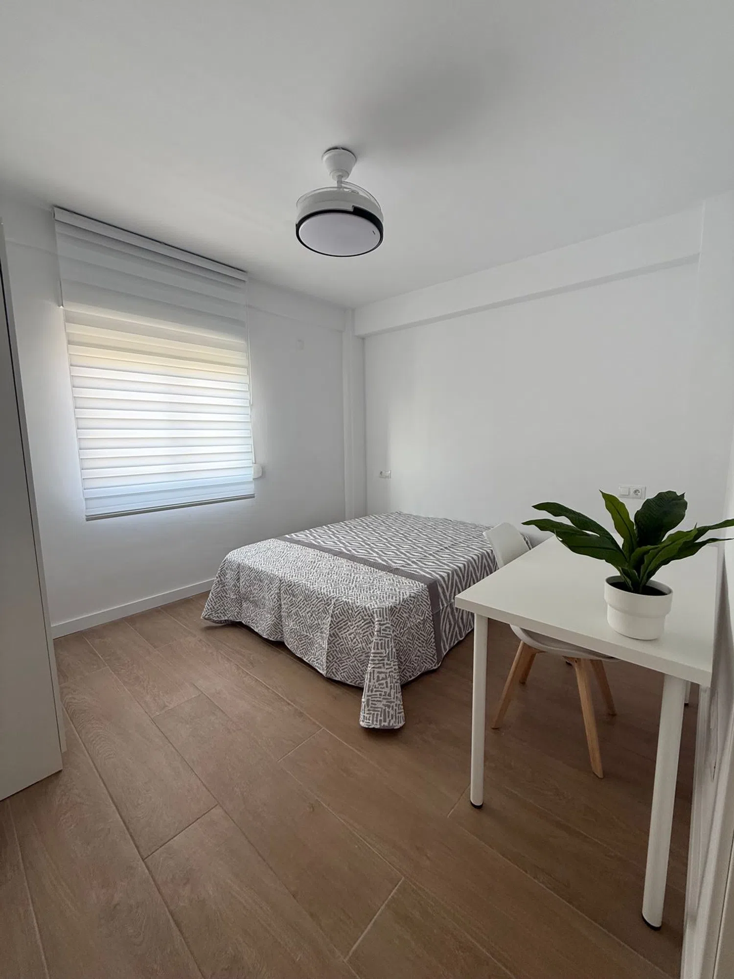 Piso en calle Manuel Altolaguirre, 34 - Foto 4