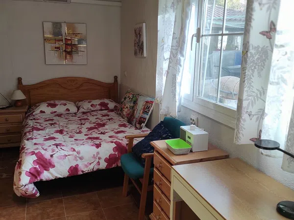 Estudio en calle del Avellano, 1