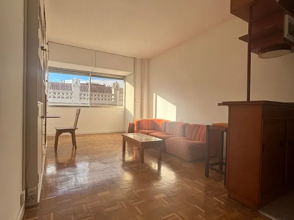 Estudio en calle de Blasco de Garay, 66