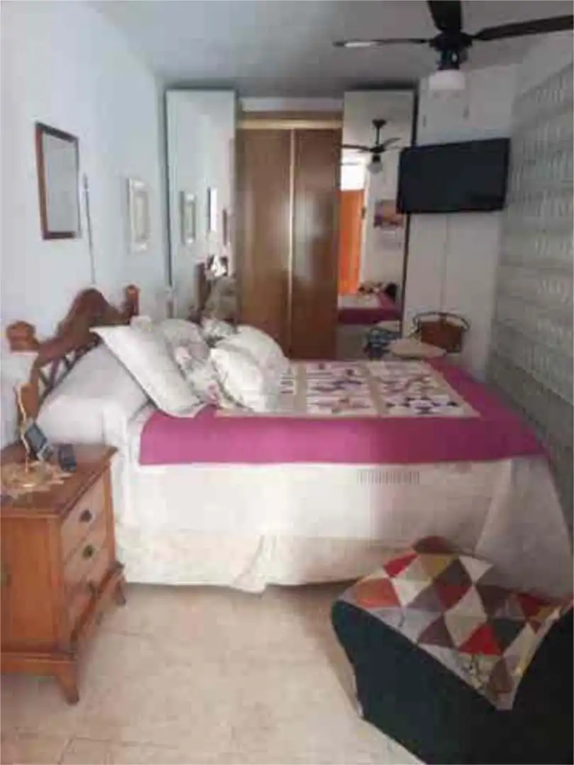 Apartamento en Reyes Católicos - Foto 4