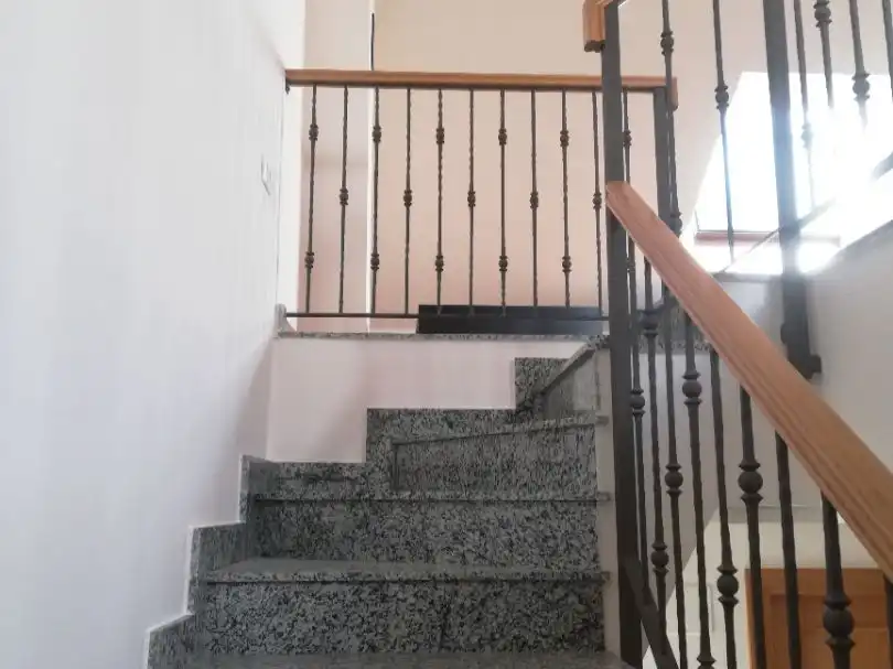 Casa adosada en  Calle Cela 19 - Foto 4