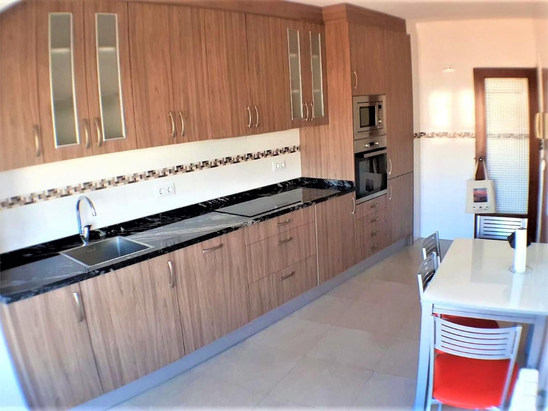 Piso en  Calle Baldomero Fernández 1 - Foto 3