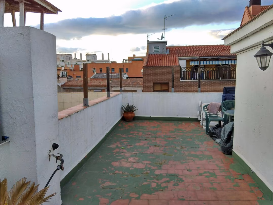 Piso en  Calle San Deogracias 11