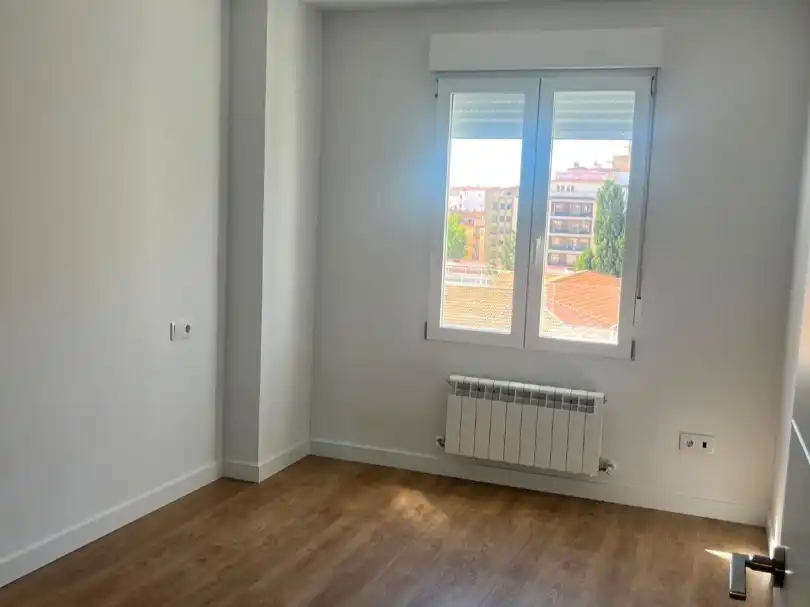 Piso en  Avenida de Portugal 96 - Foto 5