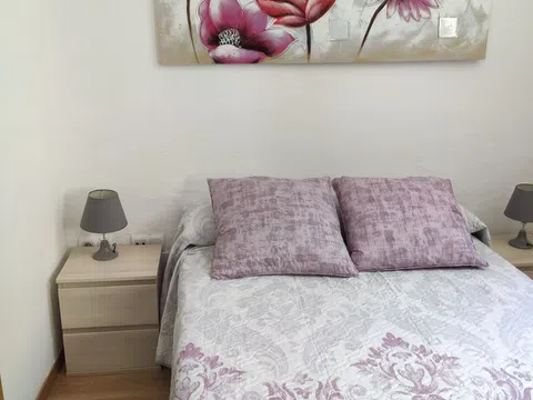Piso en calle de Ferraz, 34