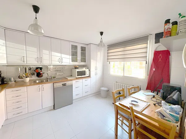 Chalet adosado en Calle María Zambrano, Ensanche, Ensanche - Foto 5